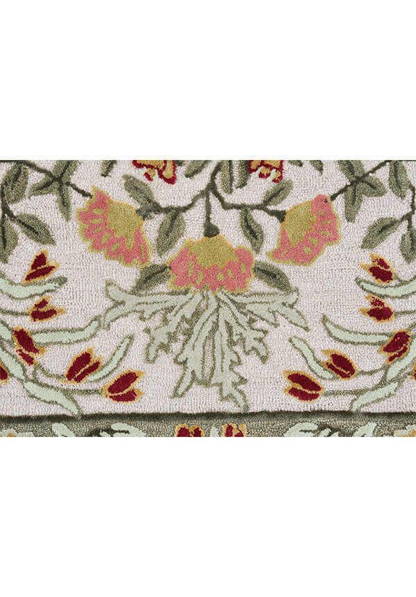 Everie Floral Area Rug