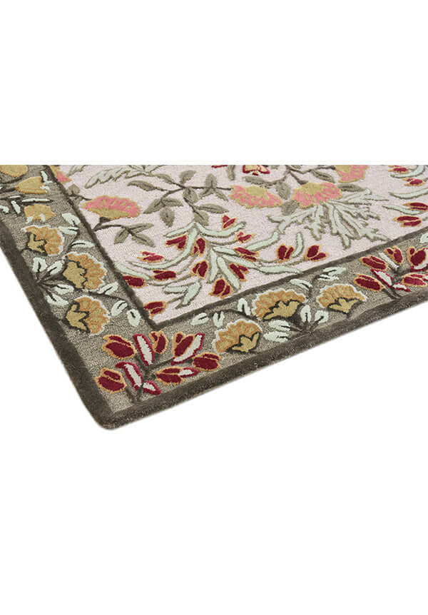 Everie Floral Area Rug