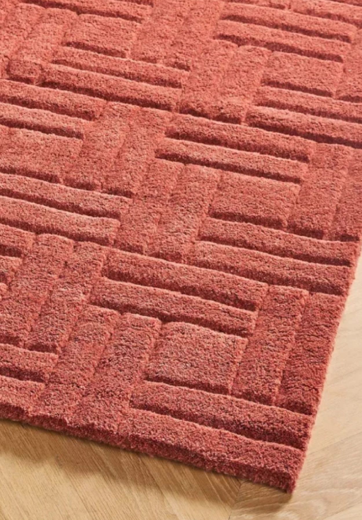 Ahara Red Handmade Tufted Rug: A Statement of Bold Elegance