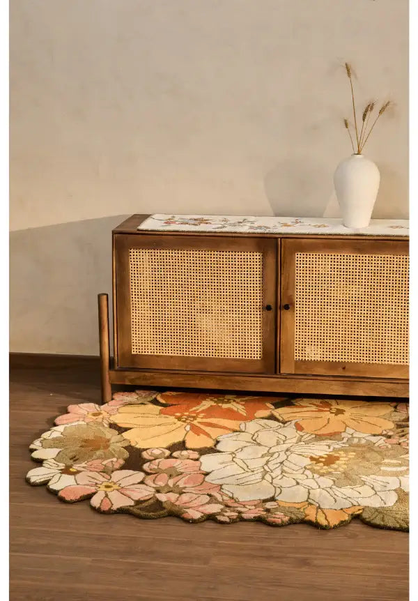 Bloomfield Hand-Tufted Floral Rug