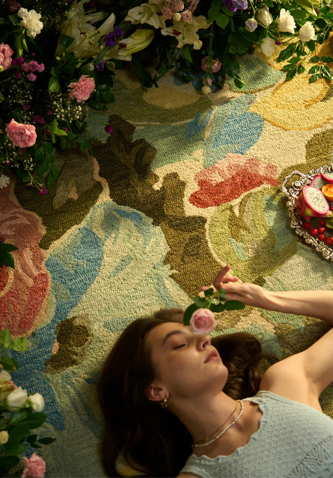 Mirage Hand-Tufted Floral Rug