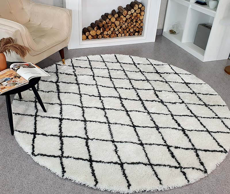 Shaggy Rugs Round and Rectangular for Home Decor.