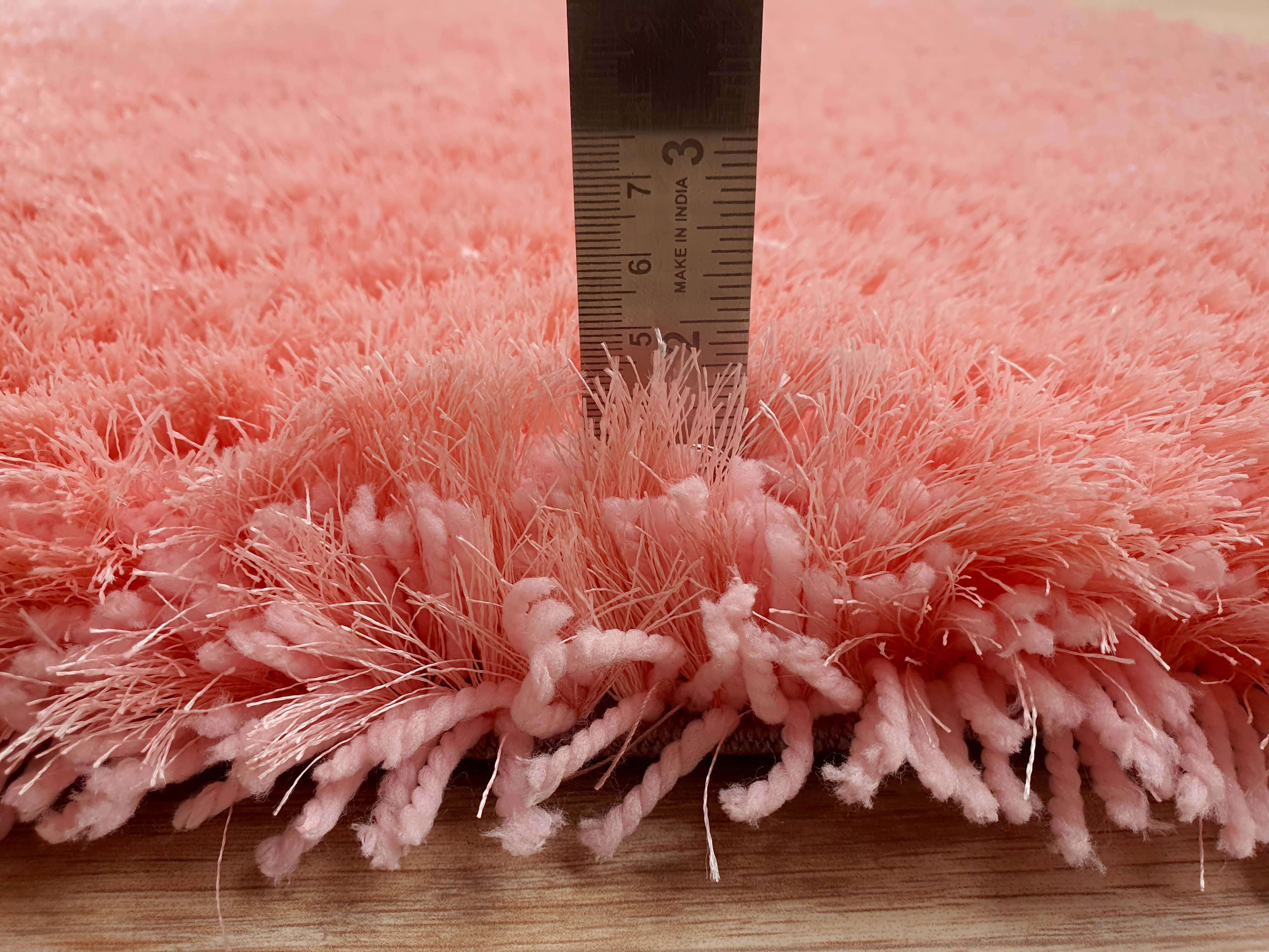 Luxurious PINK Shaggy Rugs for Home Decor