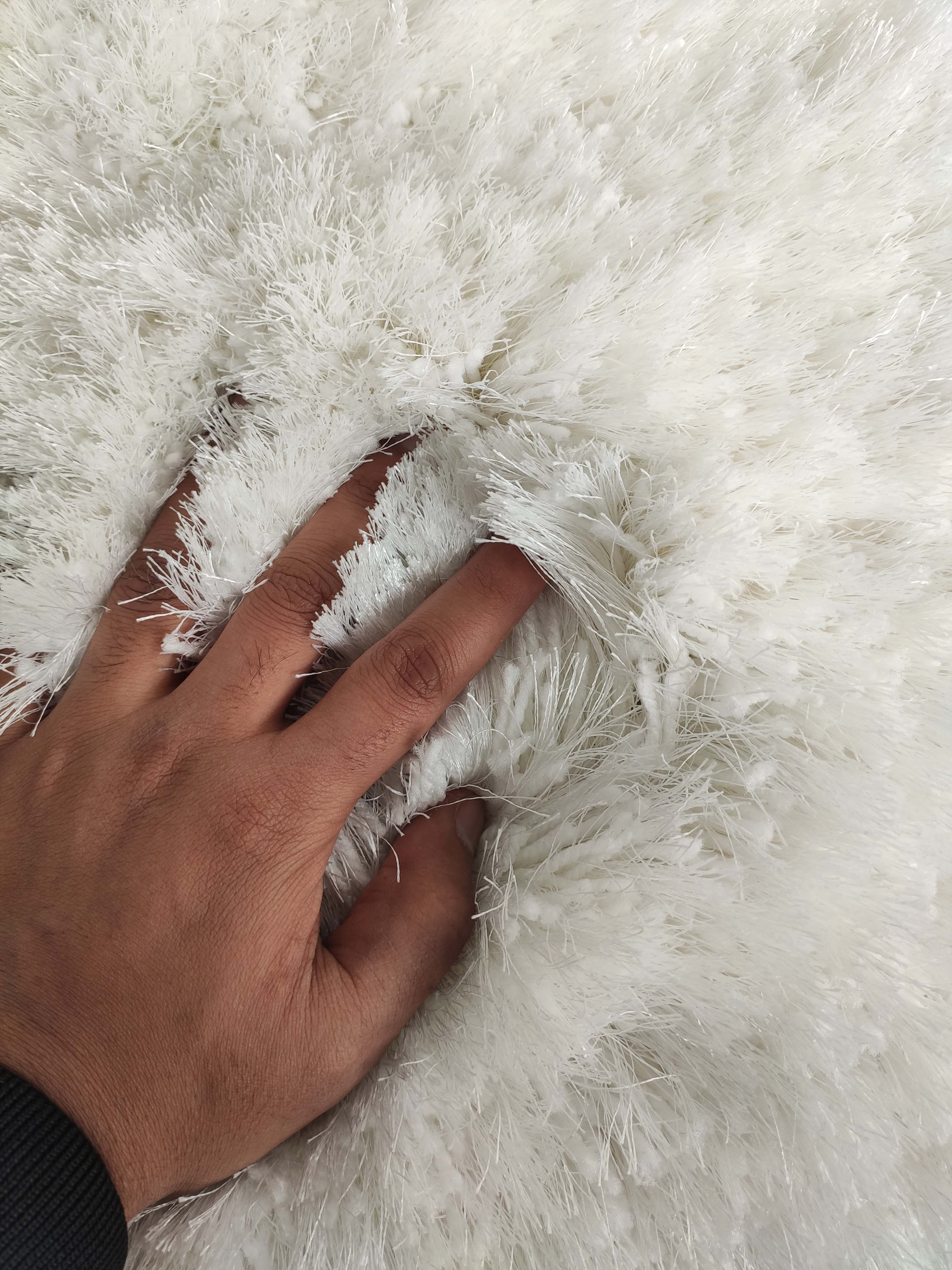 White Soft Shaggy Rug