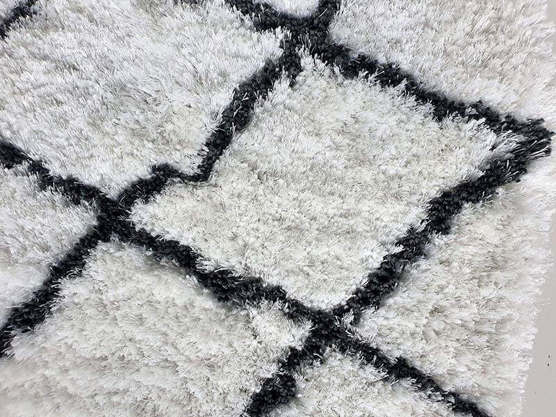 Shaggy Rugs Round and Rectangular for Home Decor.