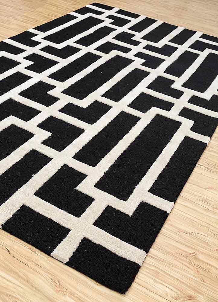 Ebony/White Hand Tufted Rugs - Elegance & Style