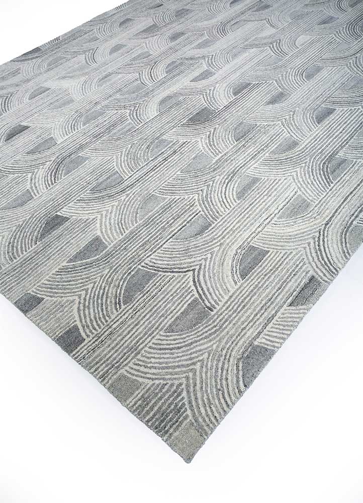 Natural Gray/White Hand Tufted Rugs