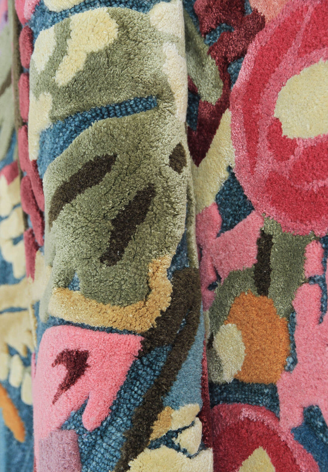 WILDFLOWER Hand Tufted Rugs – Artisan Craftsmanship