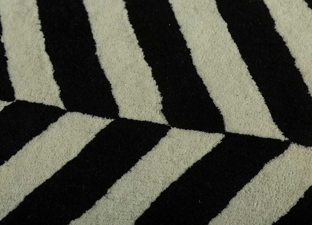 Ebony/Snow White Hand Tufted Rugs