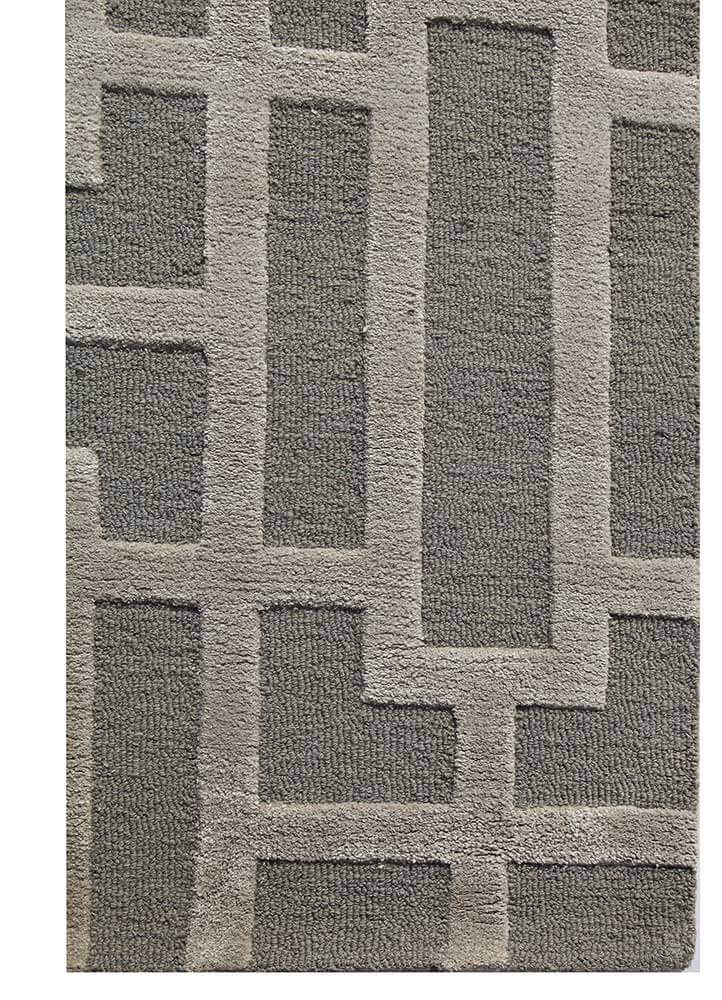 Medium Gray/Dark Ivory Hand Tufted Rugs