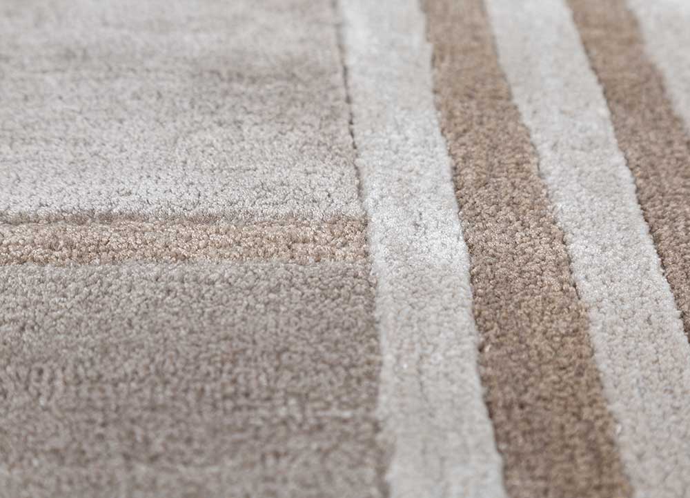 White/Silver Gray Hand Tufted Rugs