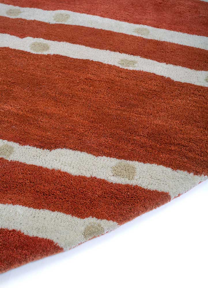 Red/Bluebell Hand Tufted Rugs