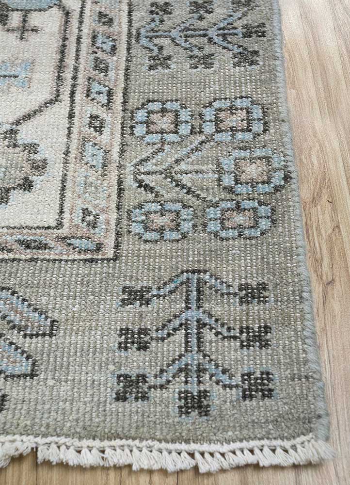 Plaza Taupe/Antique White Hand Knotted Rugs