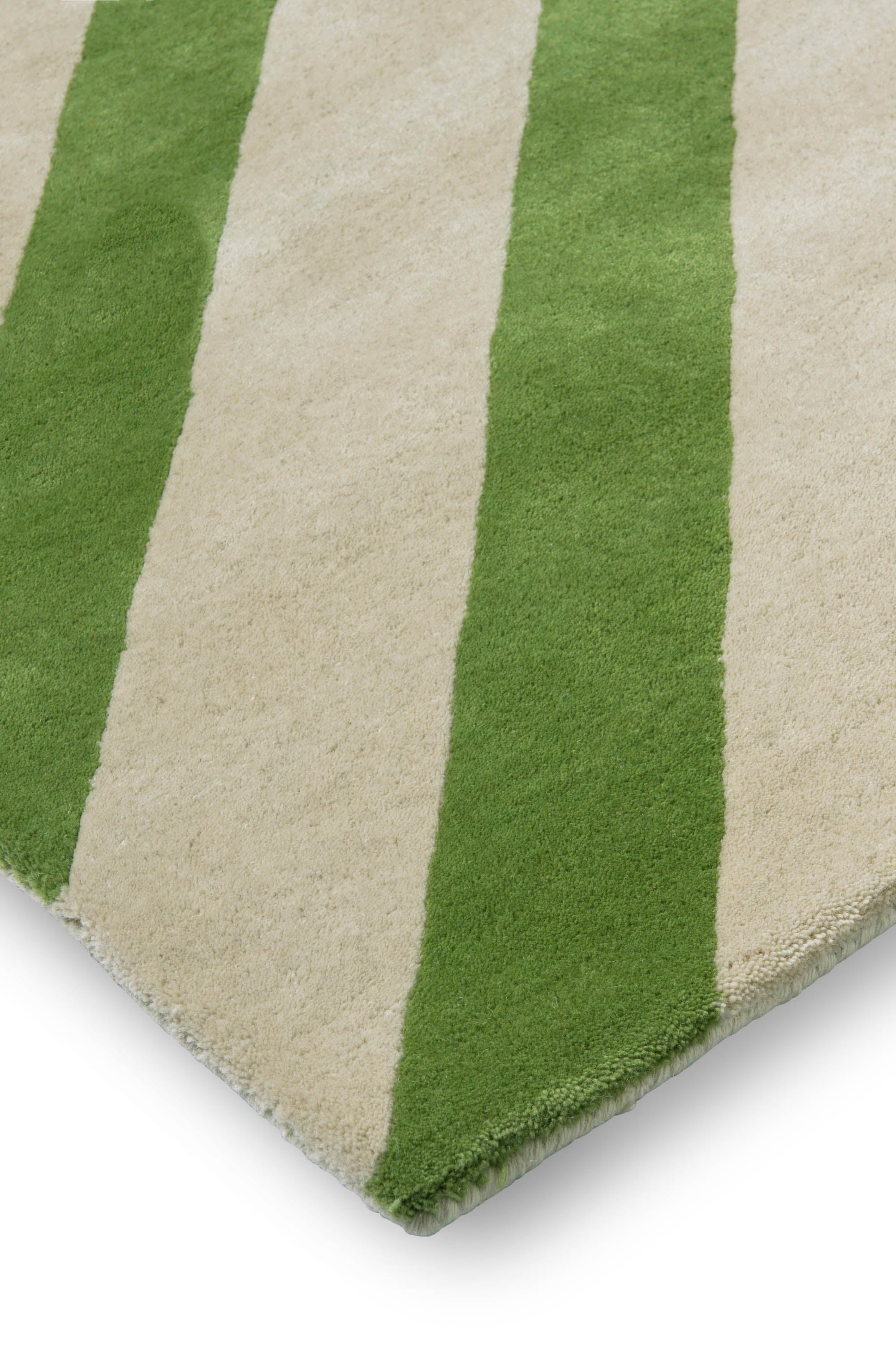 Paper Straw Hand-Tufted Rug