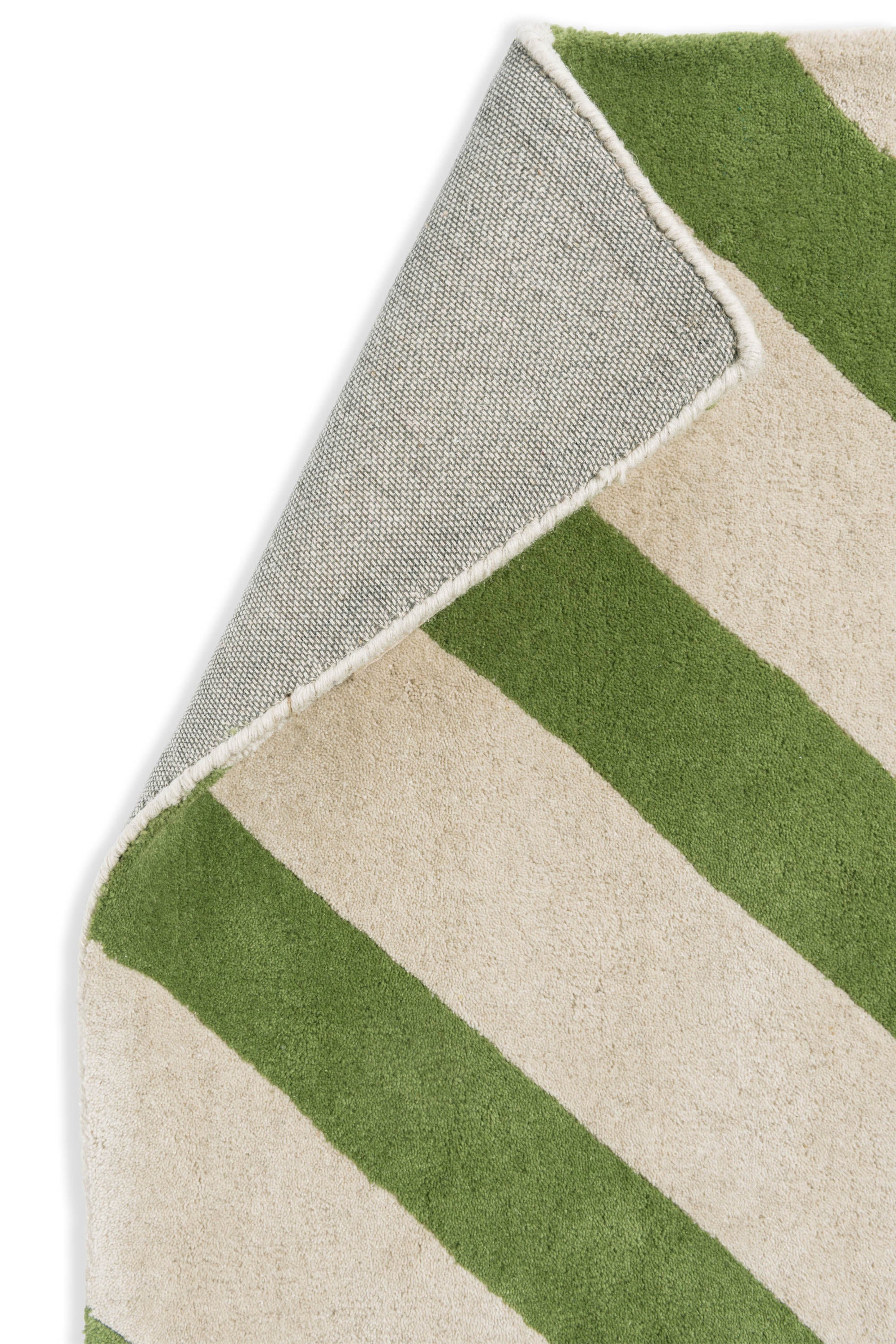 Paper Straw Hand-Tufted Rug