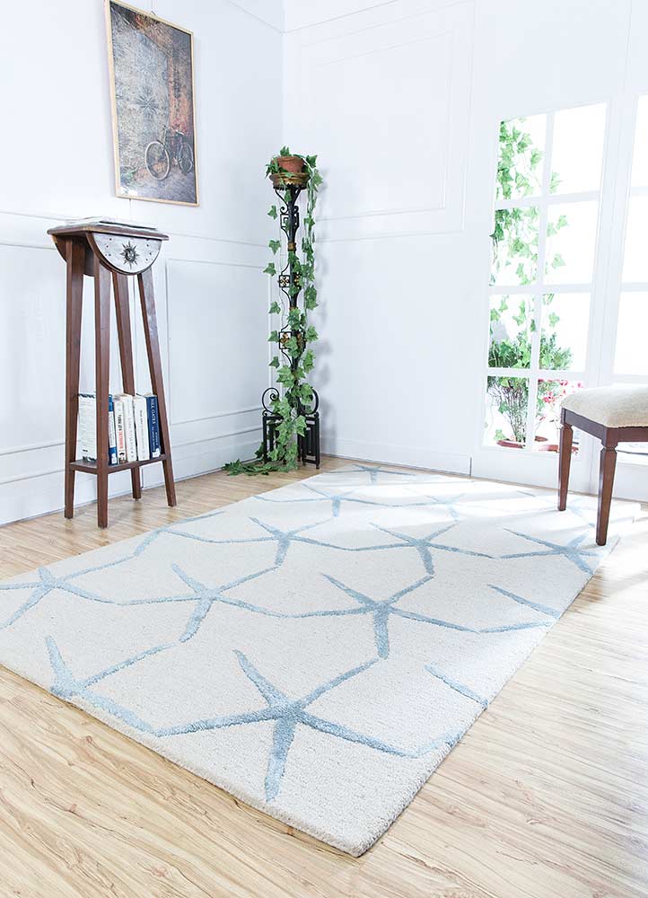 White Ivory/Milky Blue Hand Tufted Rugs