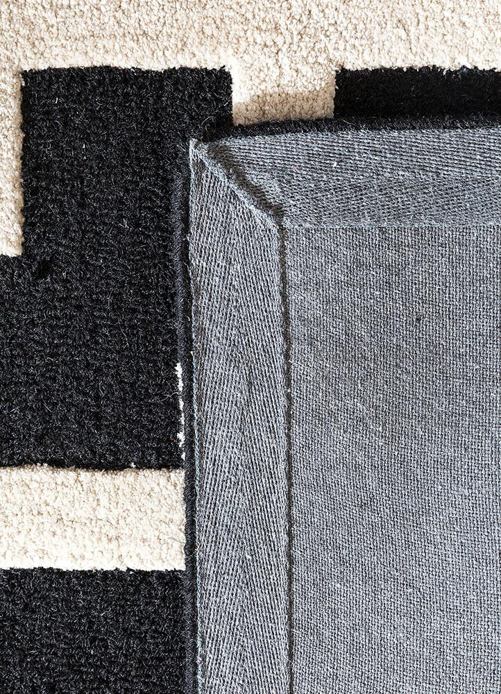 Ebony/White Hand Tufted Rugs - Elegance & Style