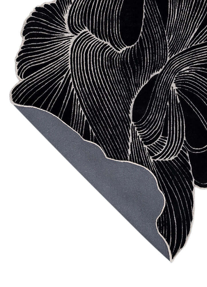 Noir Bloom Rug