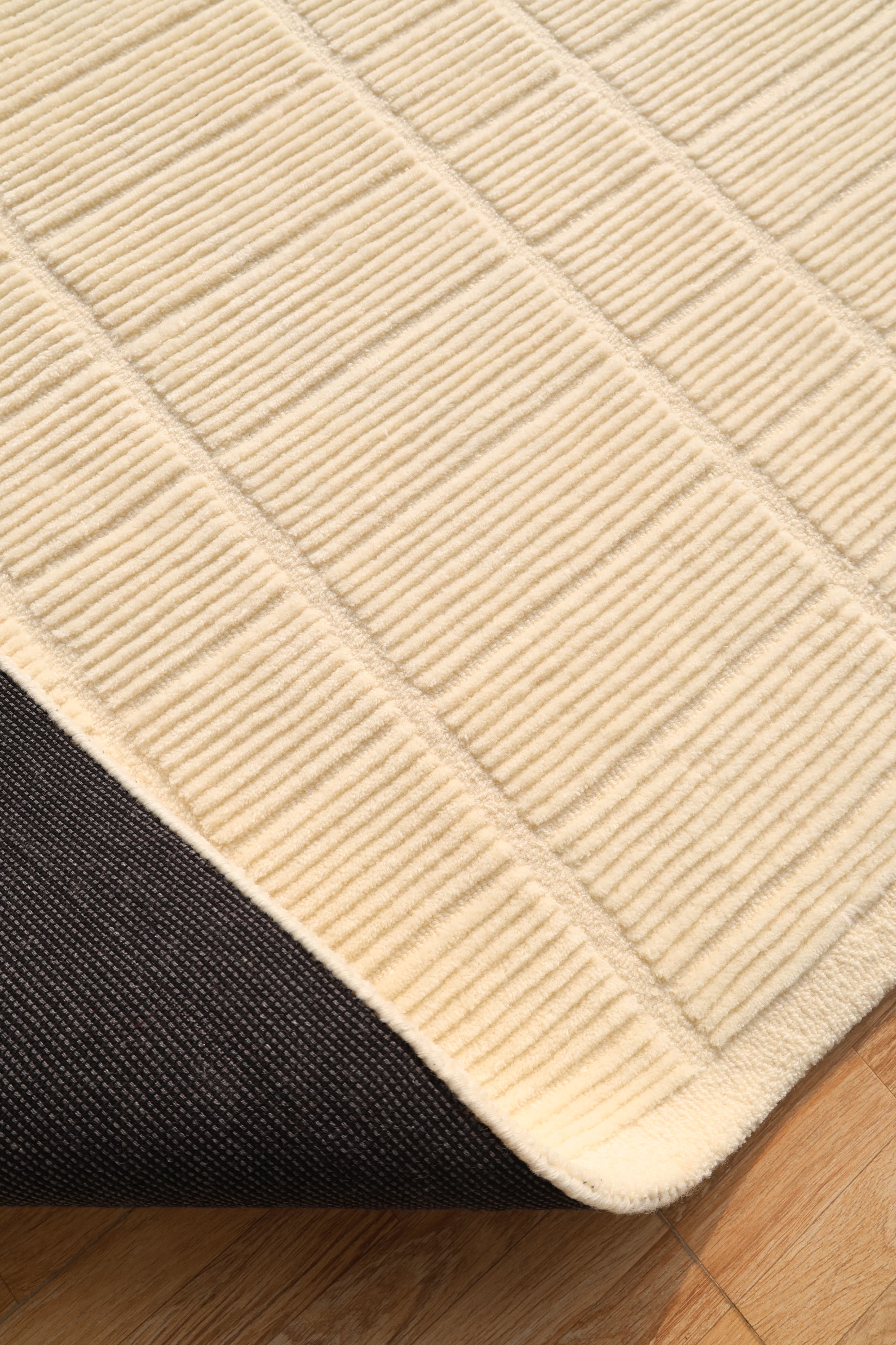 Geller Hand-Tufted Wool Rug