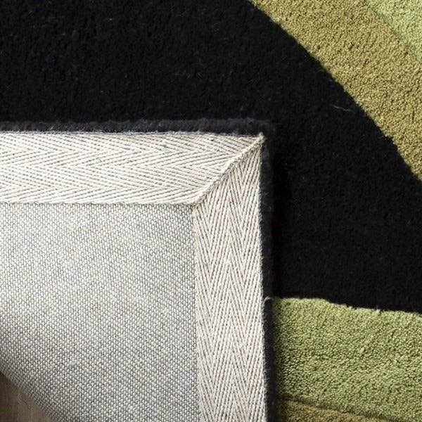 Liliana Noir Lily Rug