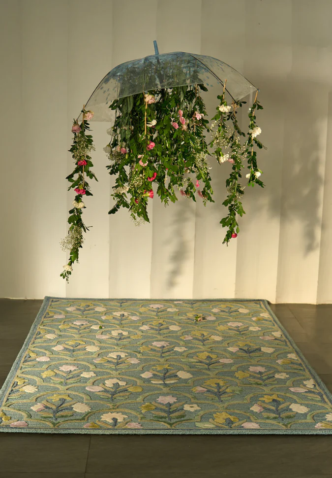 Arcadia Bloom Wool Rug - Elegant Floral Design
