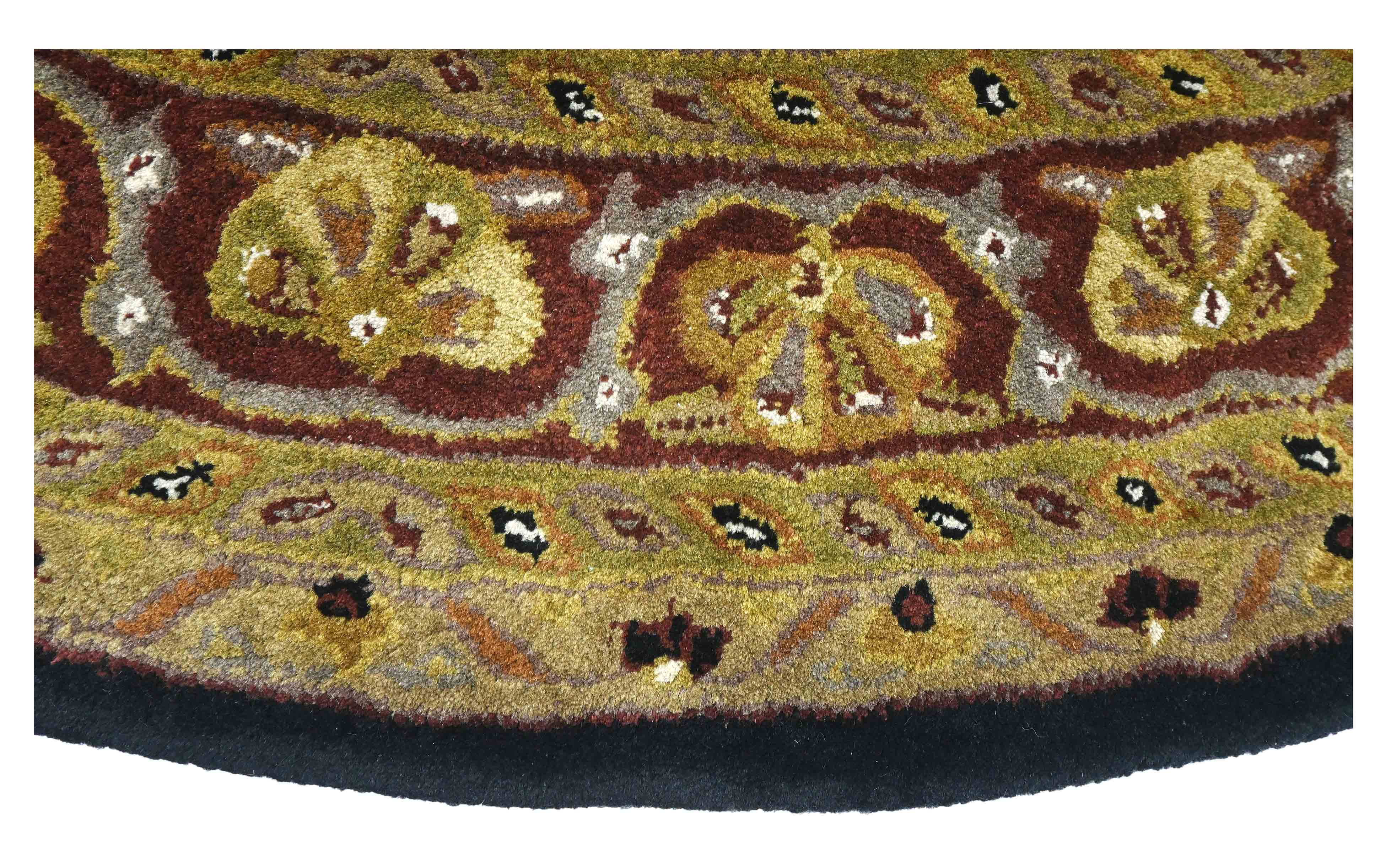 Baris Round Rug