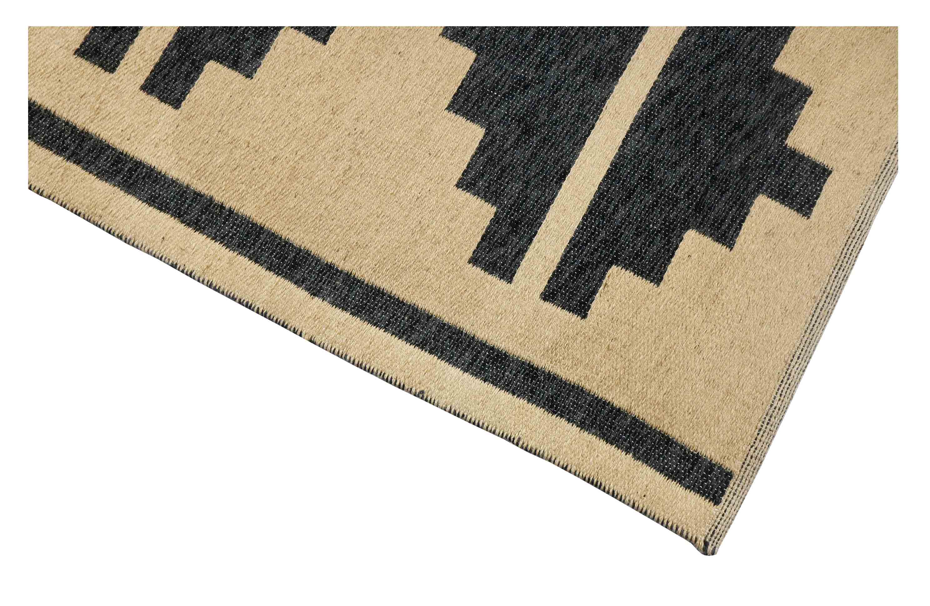 Qistine Runner Rug